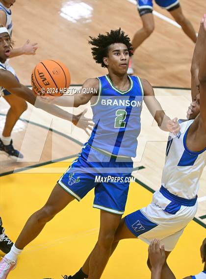 Thumbnail 3 in Windward vs. Branson (Damien Classic) photogallery.