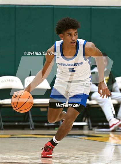 Thumbnail 1 in Windward vs. Branson (Damien Classic) photogallery.