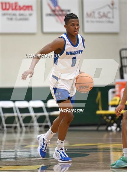 Thumbnail 2 in Windward vs. Branson (Damien Classic) photogallery.