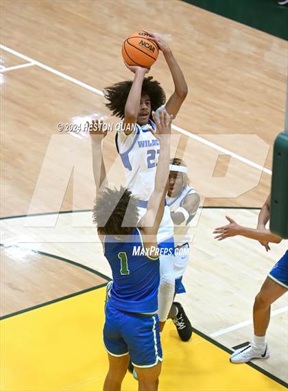 Thumbnail 2 in Windward vs. Branson (Damien Classic) photogallery.