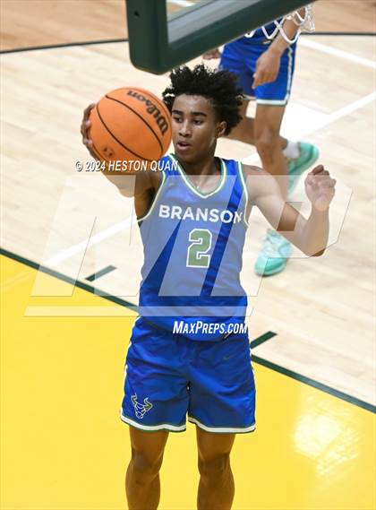 Thumbnail 3 in Windward vs. Branson (Damien Classic) photogallery.