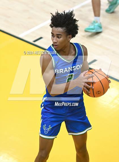 Thumbnail 2 in Windward vs. Branson (Damien Classic) photogallery.