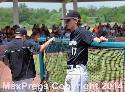 Thumbnail 3 in Carbondale vs Mt. Vernon (IHSA 2A Regional Final) photogallery.