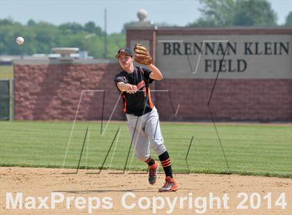 Thumbnail 2 in Carbondale vs Mt. Vernon (IHSA 2A Regional Final) photogallery.
