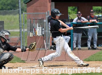 Thumbnail 2 in Carbondale vs Mt. Vernon (IHSA 2A Regional Final) photogallery.