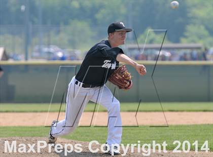 Thumbnail 2 in Carbondale vs Mt. Vernon (IHSA 2A Regional Final) photogallery.