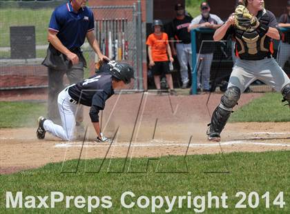 Thumbnail 1 in Carbondale vs Mt. Vernon (IHSA 2A Regional Final) photogallery.
