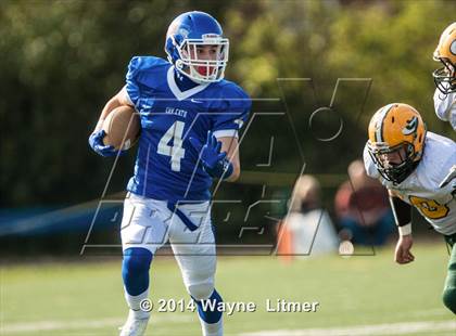 Thumbnail 3 in Greenup Co. @ Covington Catholic (Class 4A Russell Athletic KHSAA Commonwealth Gridiron Bowl) photogallery.