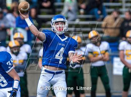 Thumbnail 3 in Greenup Co. @ Covington Catholic (Class 4A Russell Athletic KHSAA Commonwealth Gridiron Bowl) photogallery.