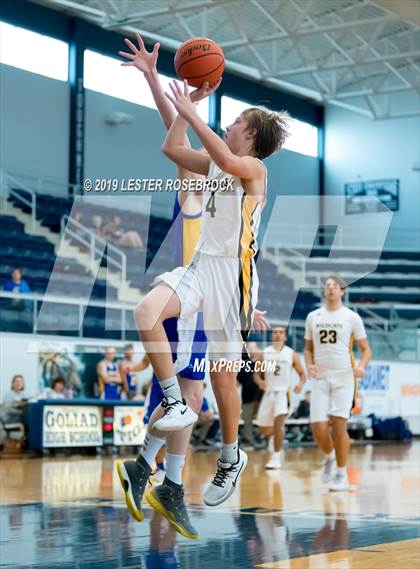 Thumbnail 1 in Comfort vs Yorktown (Goliad Tournament) photogallery.