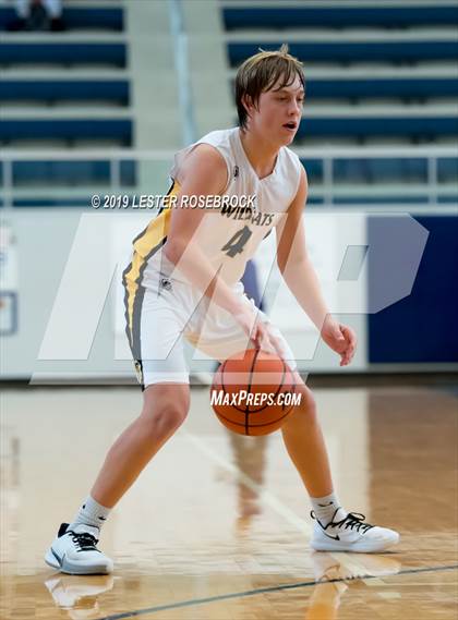 Thumbnail 1 in Comfort vs Yorktown (Goliad Tournament) photogallery.