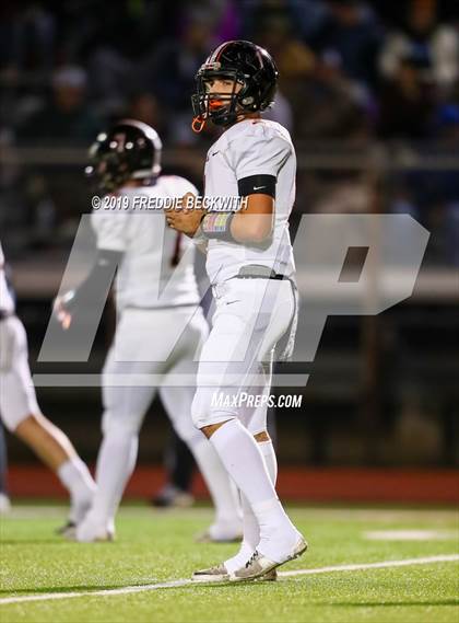 Thumbnail 3 in Tom Bean vs. Rivercrest (UIL 2A Division 1 Region II Bi-District) photogallery.