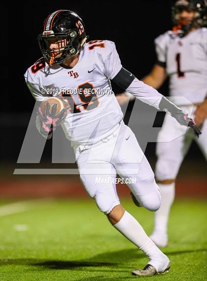 Thumbnail 2 in Tom Bean vs. Rivercrest (UIL 2A Division 1 Region II Bi-District) photogallery.