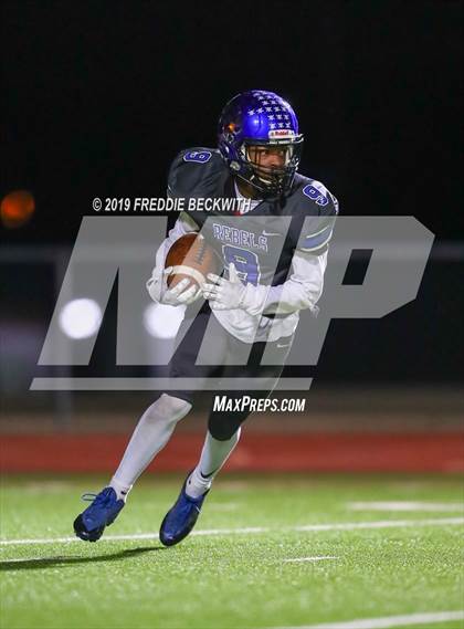 Thumbnail 3 in Tom Bean vs. Rivercrest (UIL 2A Division 1 Region II Bi-District) photogallery.