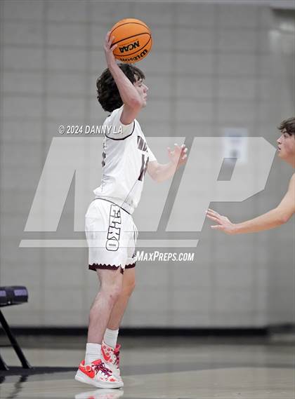 Thumbnail 1 in Pine View vs. Elko (Riverton Holiday Tournament) photogallery.