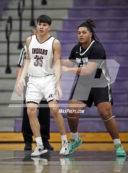Thumbnail 2 in Pine View vs. Elko (Riverton Holiday Tournament) photogallery.