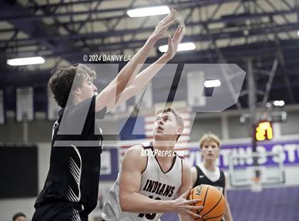 Thumbnail 1 in Pine View vs. Elko (Riverton Holiday Tournament) photogallery.