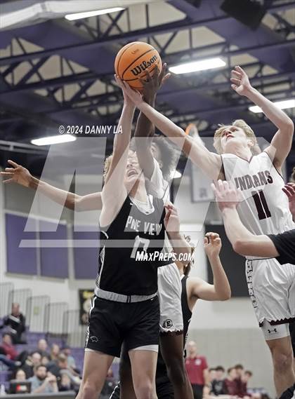 Thumbnail 2 in Pine View vs. Elko (Riverton Holiday Tournament) photogallery.