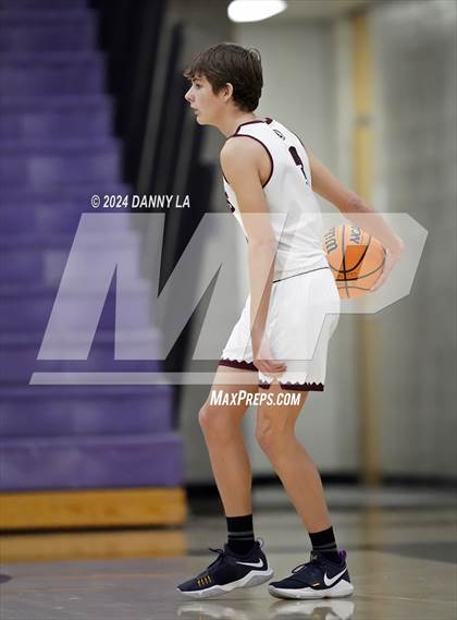Thumbnail 2 in Pine View vs. Elko (Riverton Holiday Tournament) photogallery.