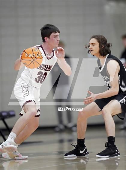 Thumbnail 1 in Pine View vs. Elko (Riverton Holiday Tournament) photogallery.