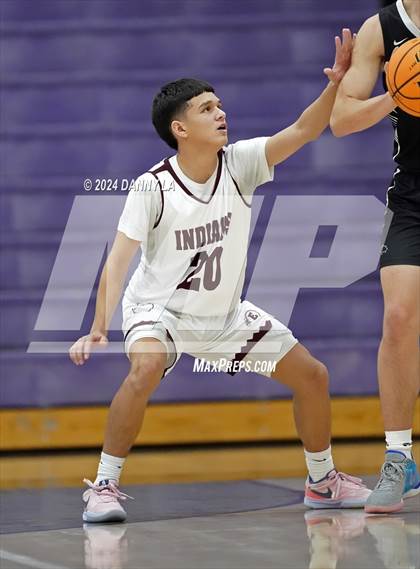 Thumbnail 2 in Pine View vs. Elko (Riverton Holiday Tournament) photogallery.