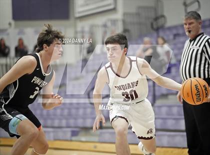 Thumbnail 2 in Pine View vs. Elko (Riverton Holiday Tournament) photogallery.