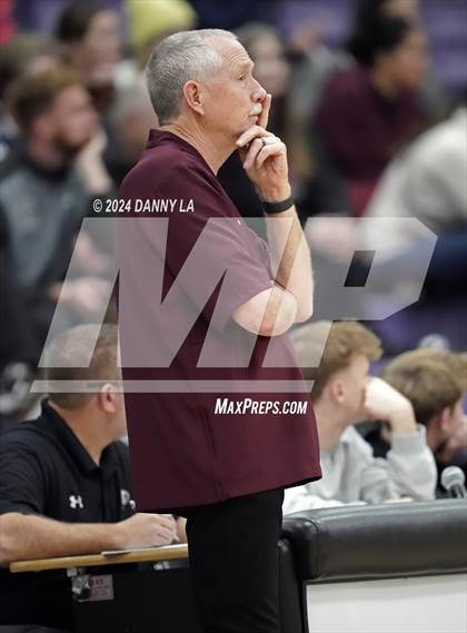 Thumbnail 2 in Pine View vs. Elko (Riverton Holiday Tournament) photogallery.
