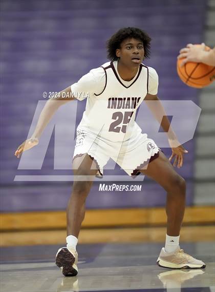 Thumbnail 1 in Pine View vs. Elko (Riverton Holiday Tournament) photogallery.