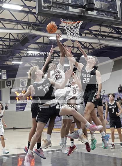 Thumbnail 3 in Pine View vs. Elko (Riverton Holiday Tournament) photogallery.