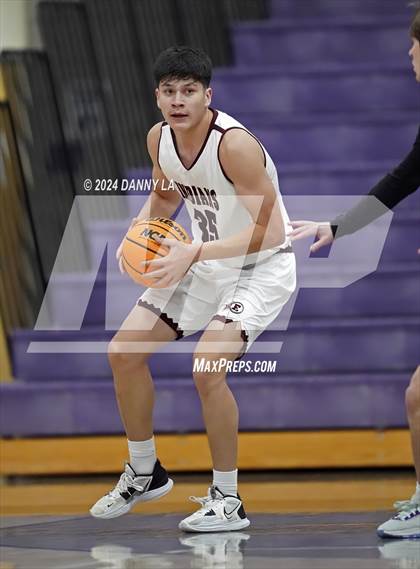 Thumbnail 3 in Pine View vs. Elko (Riverton Holiday Tournament) photogallery.