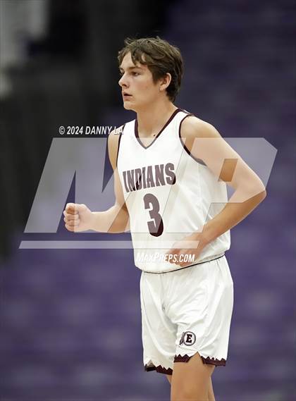Thumbnail 2 in Pine View vs. Elko (Riverton Holiday Tournament) photogallery.