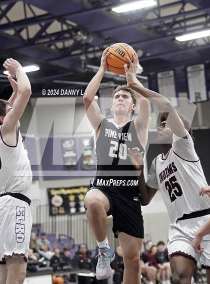 Thumbnail 3 in Pine View vs. Elko (Riverton Holiday Tournament) photogallery.