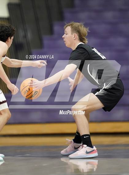 Thumbnail 3 in Pine View vs. Elko (Riverton Holiday Tournament) photogallery.