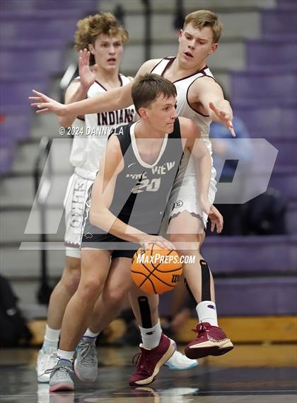Thumbnail 1 in Pine View vs. Elko (Riverton Holiday Tournament) photogallery.