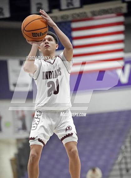 Thumbnail 2 in Pine View vs. Elko (Riverton Holiday Tournament) photogallery.