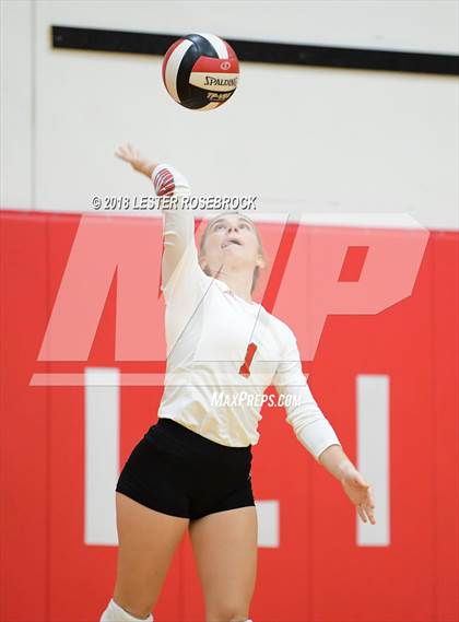 Thumbnail 2 in Navarro @ Fredericksburg photogallery.