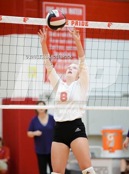 Thumbnail 3 in Navarro @ Fredericksburg photogallery.