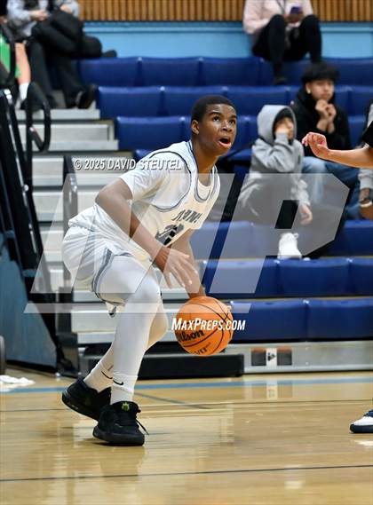 Thumbnail 3 in Armijo @ Burbank photogallery.