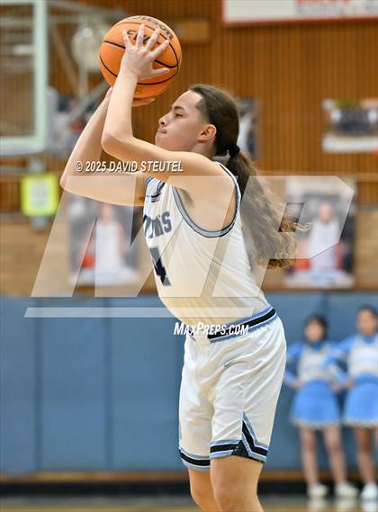 Thumbnail 2 in Armijo @ Burbank photogallery.