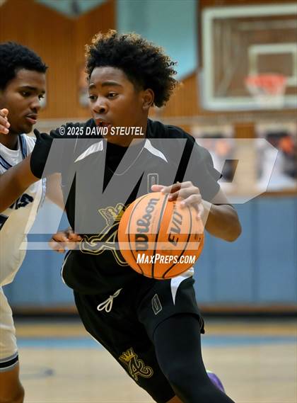Thumbnail 2 in Armijo @ Burbank photogallery.