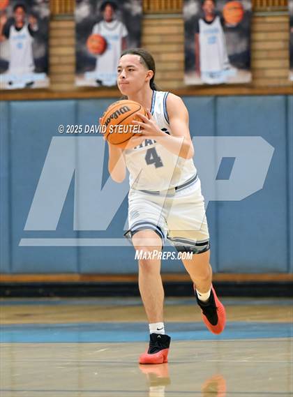 Thumbnail 3 in Armijo @ Burbank photogallery.
