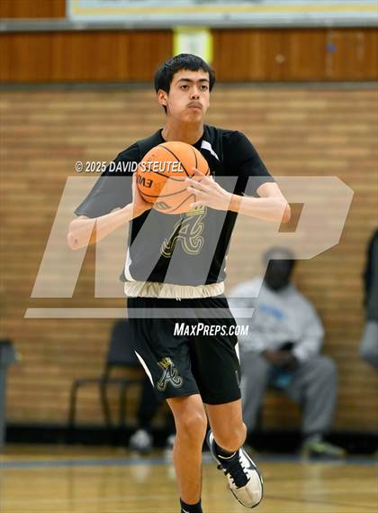 Thumbnail 2 in Armijo @ Burbank photogallery.