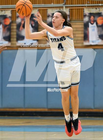 Thumbnail 1 in Armijo @ Burbank photogallery.