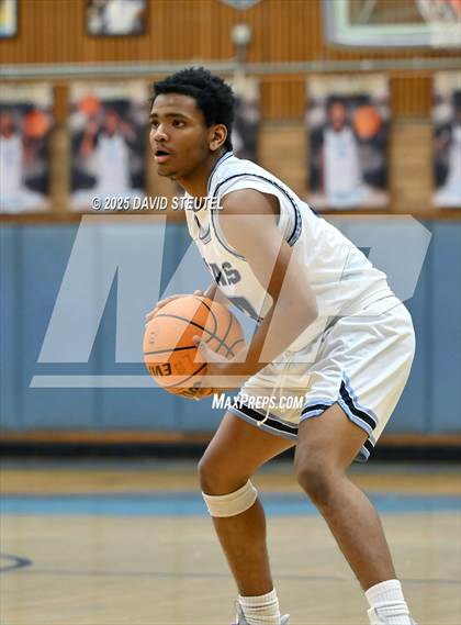 Thumbnail 1 in Armijo @ Burbank photogallery.