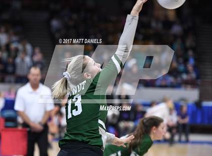 Thumbnail 3 in Niwot vs. Discovery Canyon (CHSAA 4A Pool 4) photogallery.
