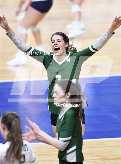 Thumbnail 2 in Niwot vs. Discovery Canyon (CHSAA 4A Pool 4) photogallery.