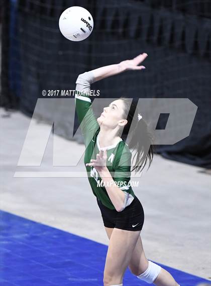 Thumbnail 1 in Niwot vs. Discovery Canyon (CHSAA 4A Pool 4) photogallery.