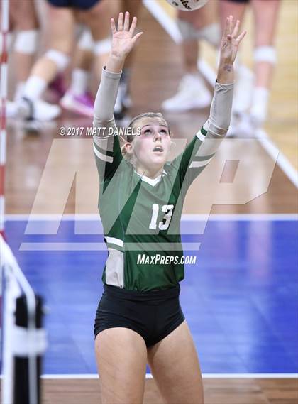 Thumbnail 1 in Niwot vs. Discovery Canyon (CHSAA 4A Pool 4) photogallery.