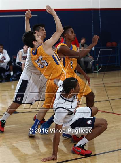 Thumbnail 1 in Bishop Amat @ Bellarmine-Jefferson photogallery.