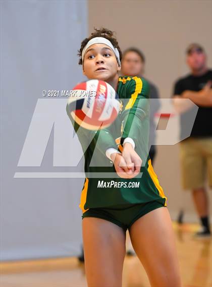 Thumbnail 1 in Horizon vs. Marymount (Nike Tournament of Champions) - Platinum Division - Final photogallery.